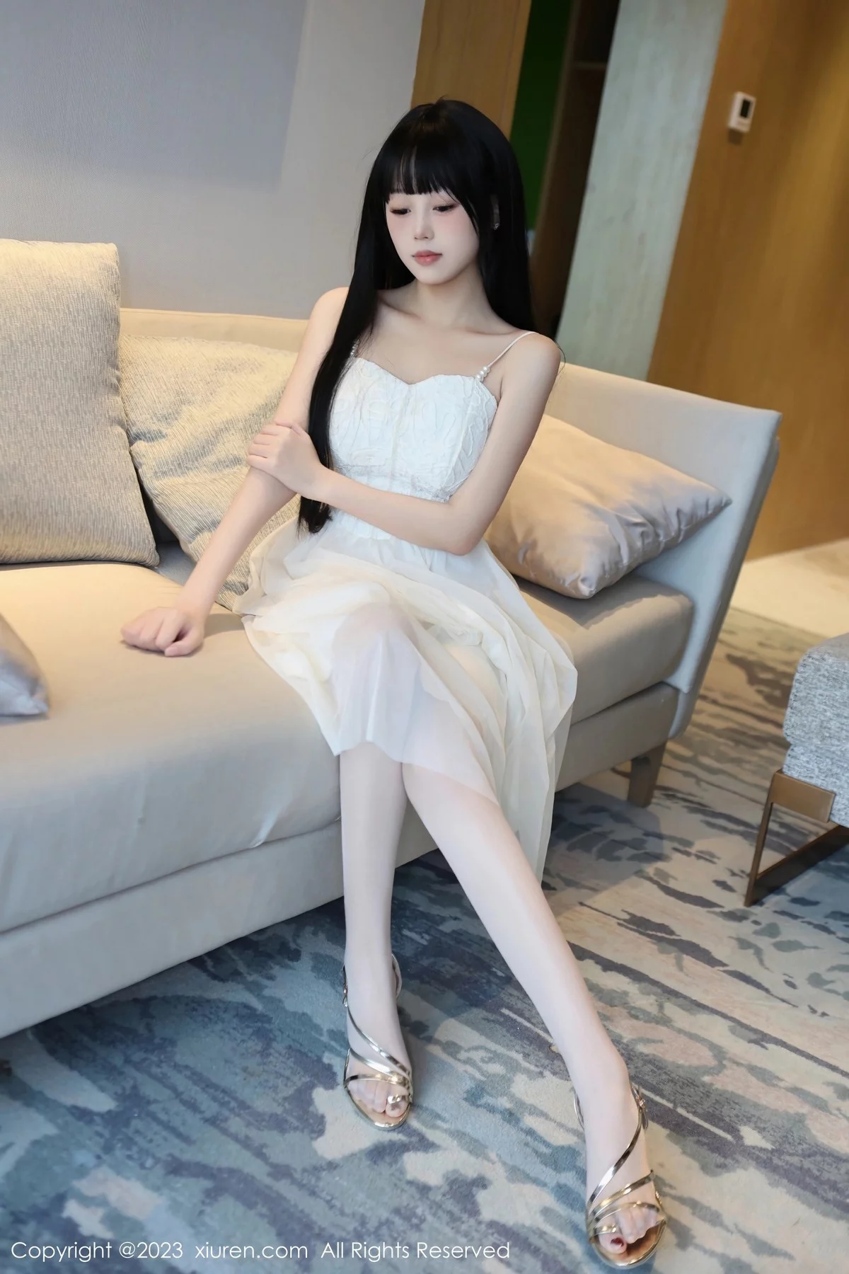 模特早川京子脱白色吊带连衣裙露粉色内衣配超薄肉丝诱惑写真79P-第1章-图片2