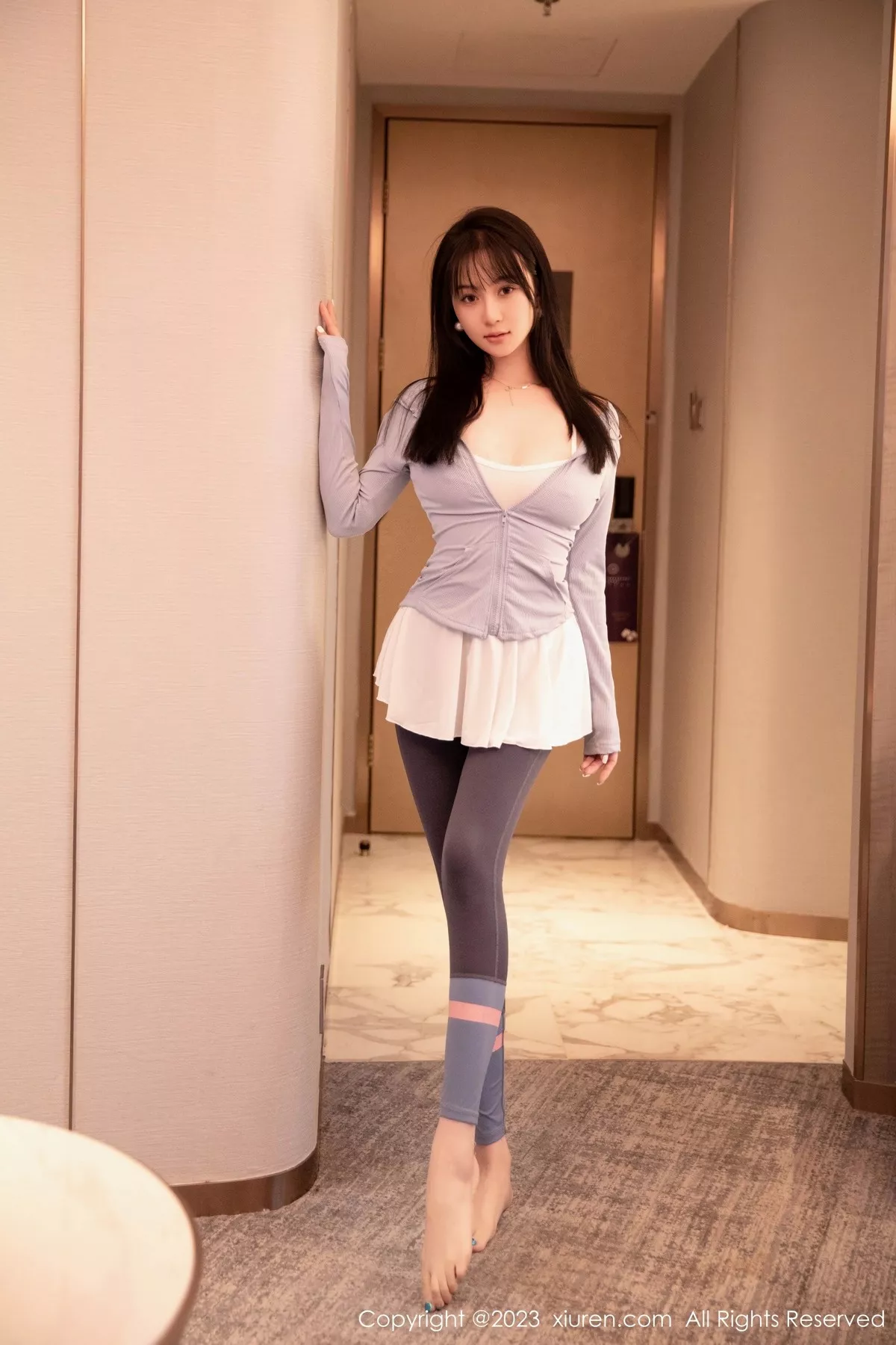 模特柚琪Rich浴室场景性感白色轻透吊带服秀丰满身材诱惑写真83P-第1章-图片3