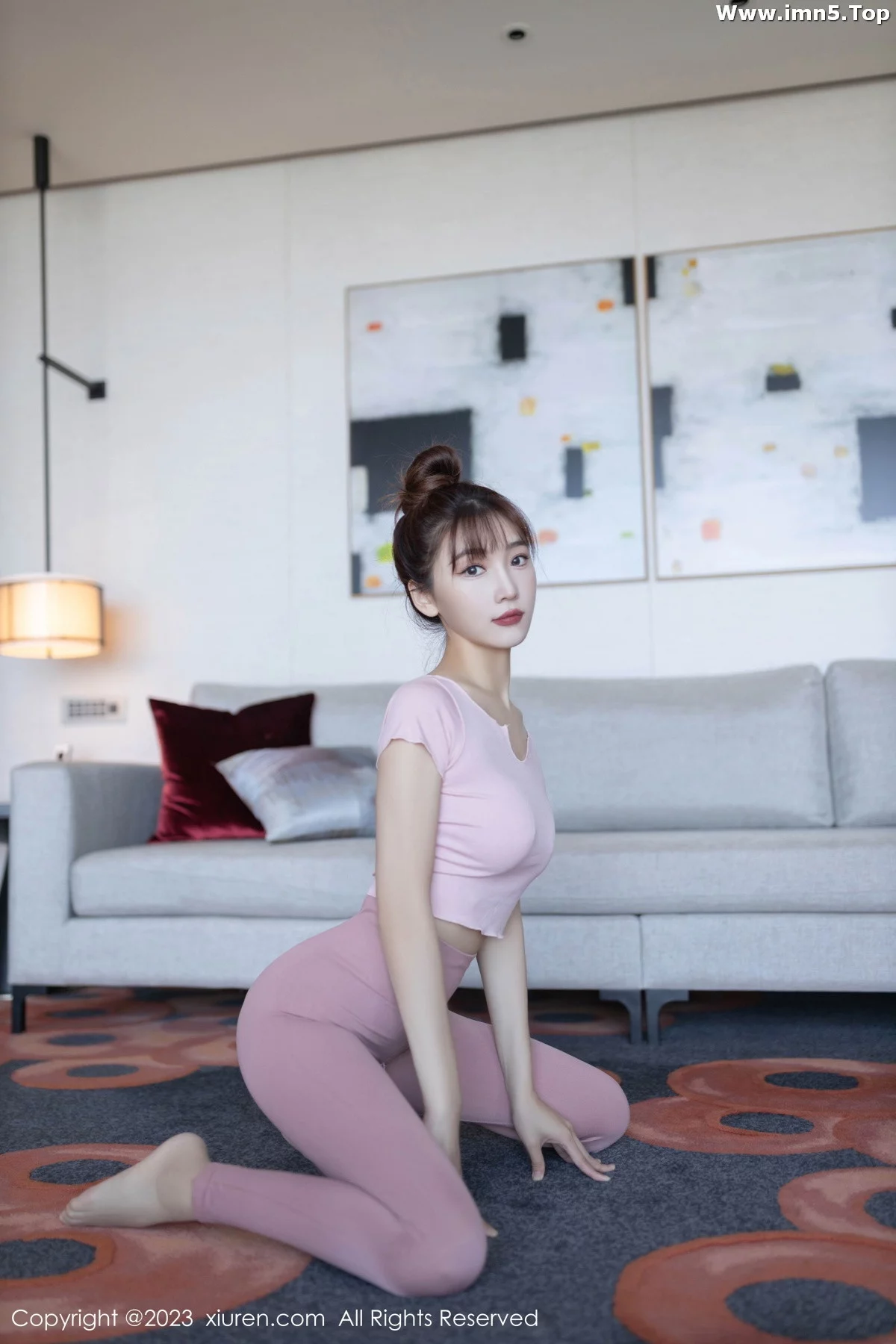 模特陆萱萱私房性感粉色瑜伽服饰紧身秀完美身材撩人诱惑写真80P-第1章-图片3