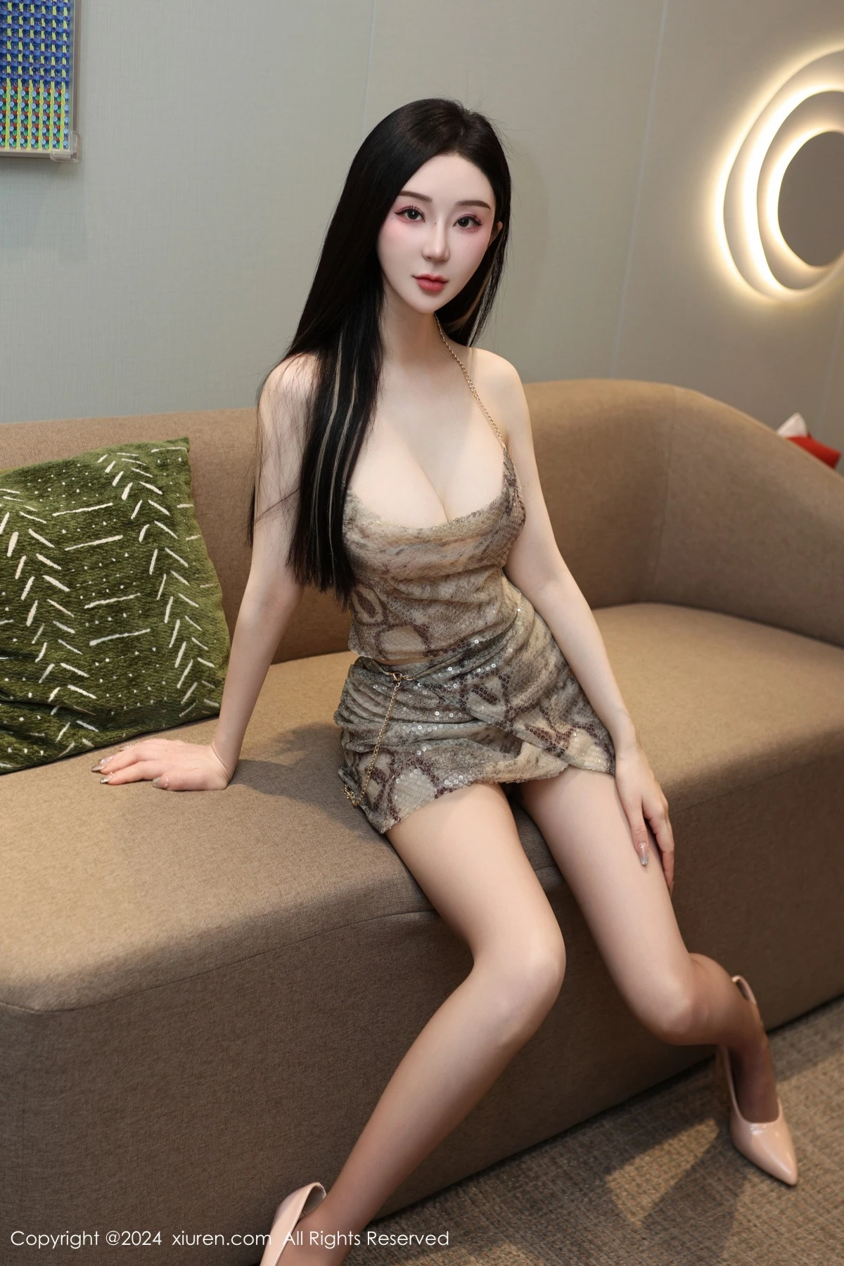 模特田兮白性感吊带情趣短裙配超薄黑丝秀曼妙身姿迷人诱惑写真58P-第1章-图片1