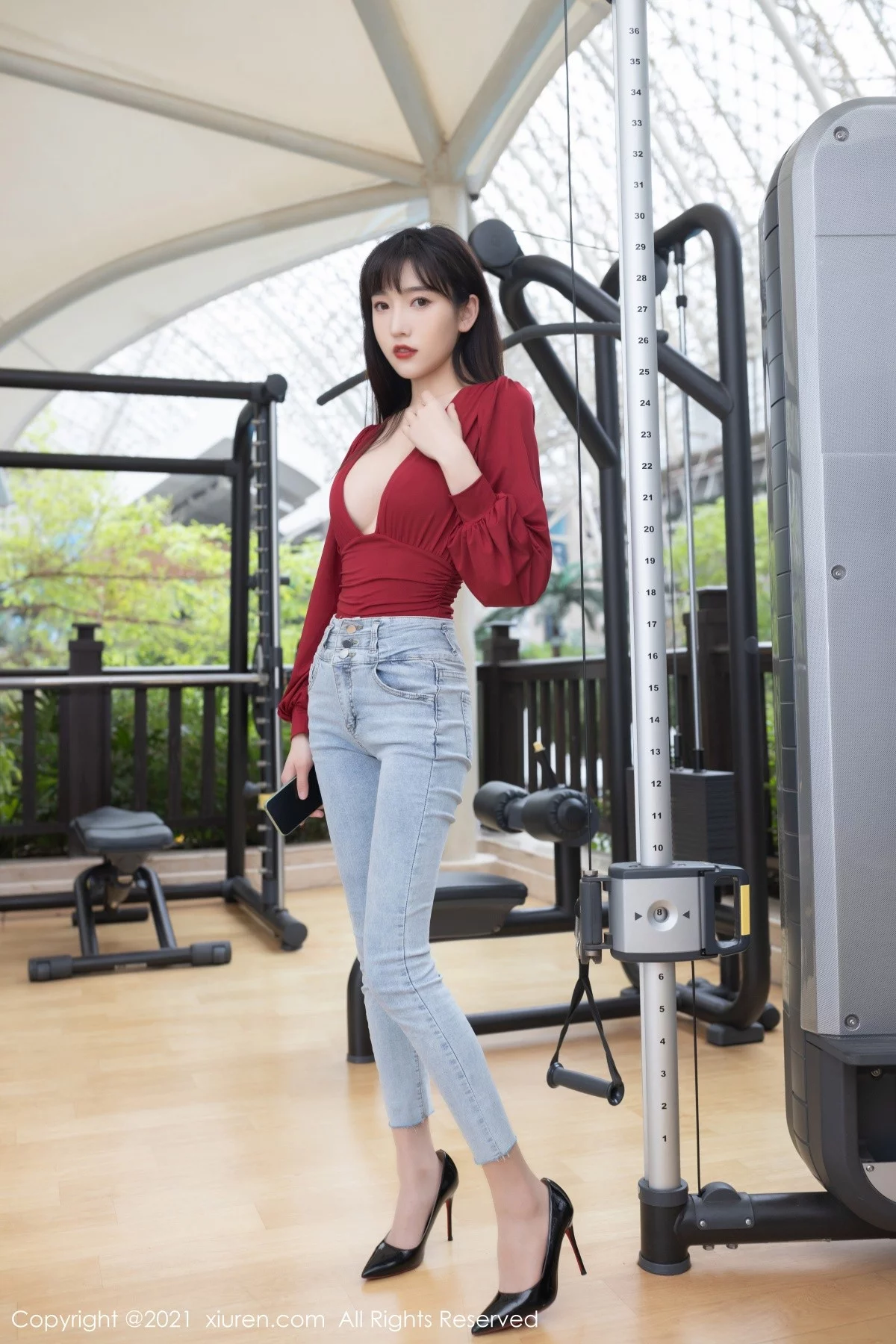 嫩模陆萱萱成都旅拍私房脱牛仔裤露猩红连体衣完美诱惑写真73P-第1章-图片3