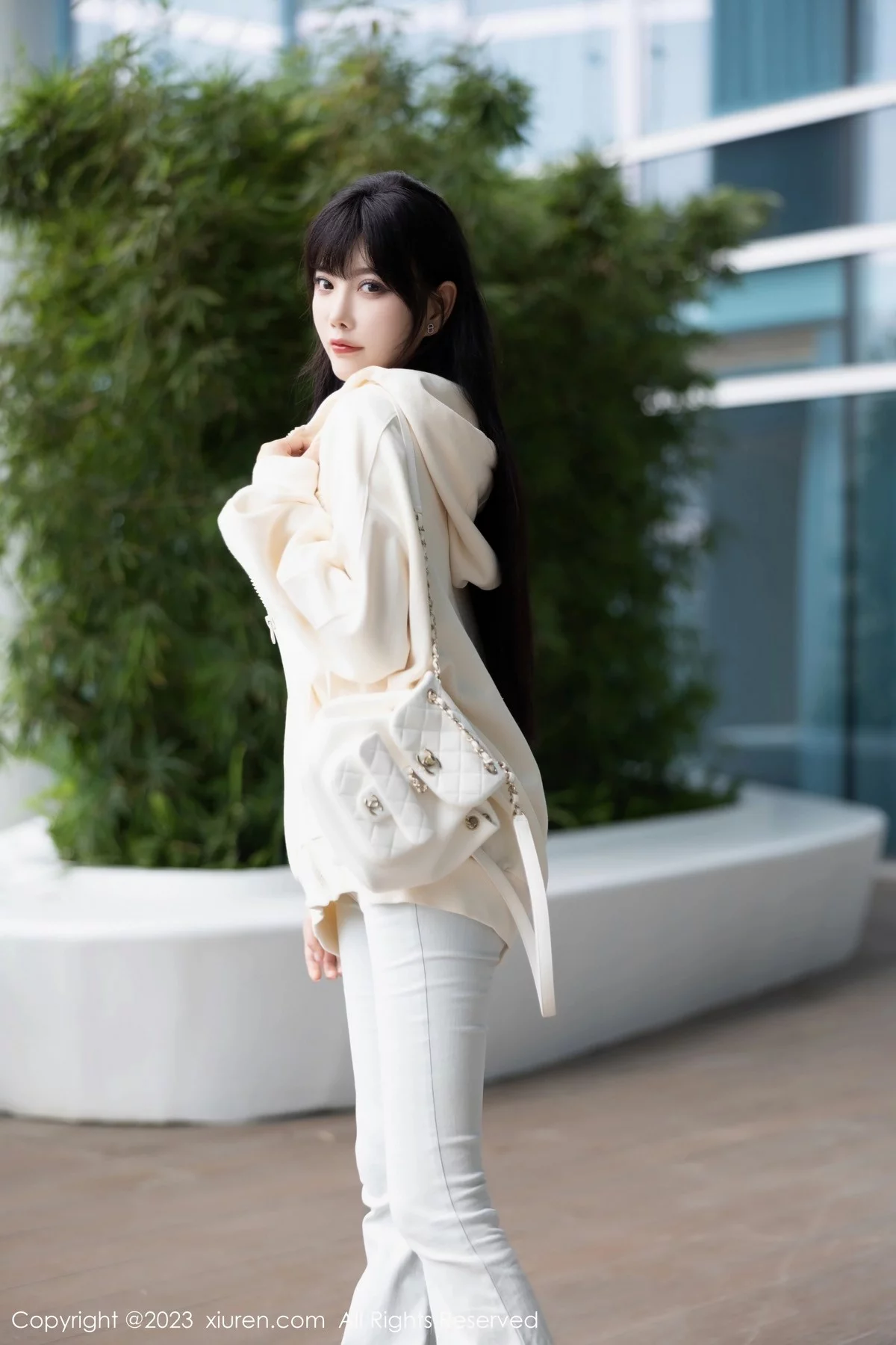 女神杨晨晨Yome私房性感浅色内衣配超薄无内肉丝完美诱惑写真90P-第1章-图片1