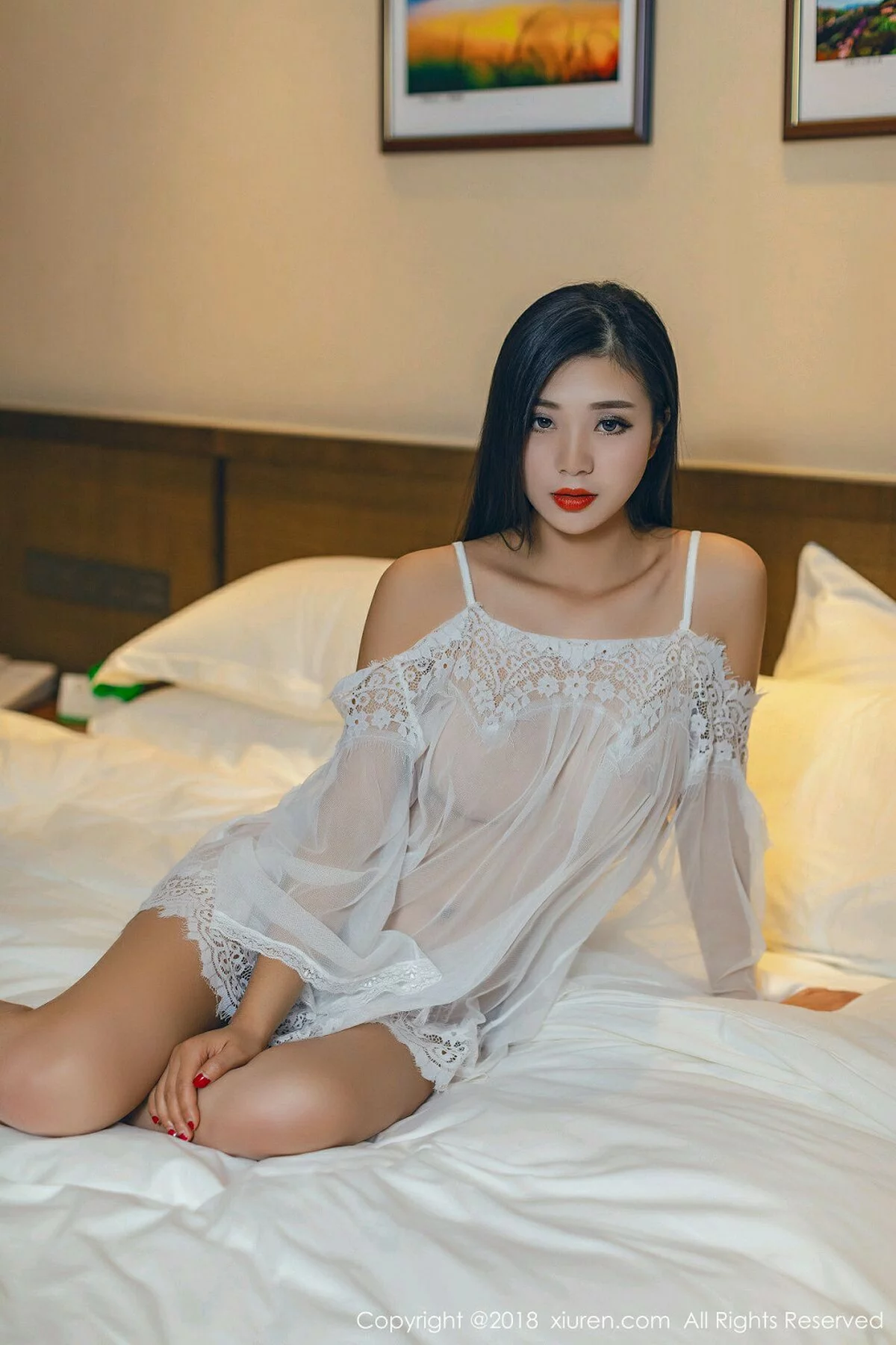 女神宋-KiKi白色吊带薄纱无内真空透视秀美乳火辣诱惑写真31P-第5章-图片2