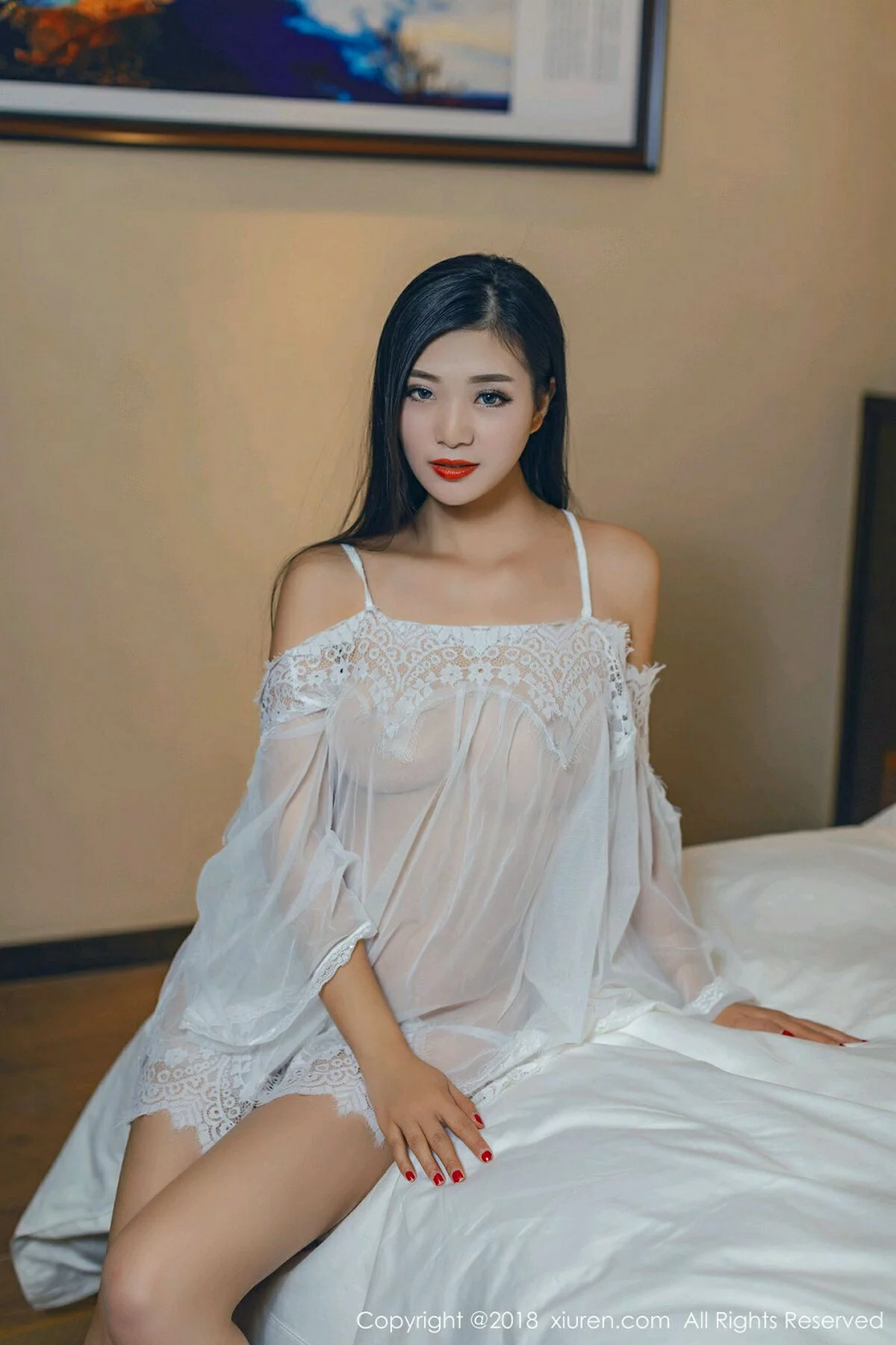 女神宋-KiKi白色吊带薄纱无内真空透视秀美乳火辣诱惑写真31P-第5章-图片3