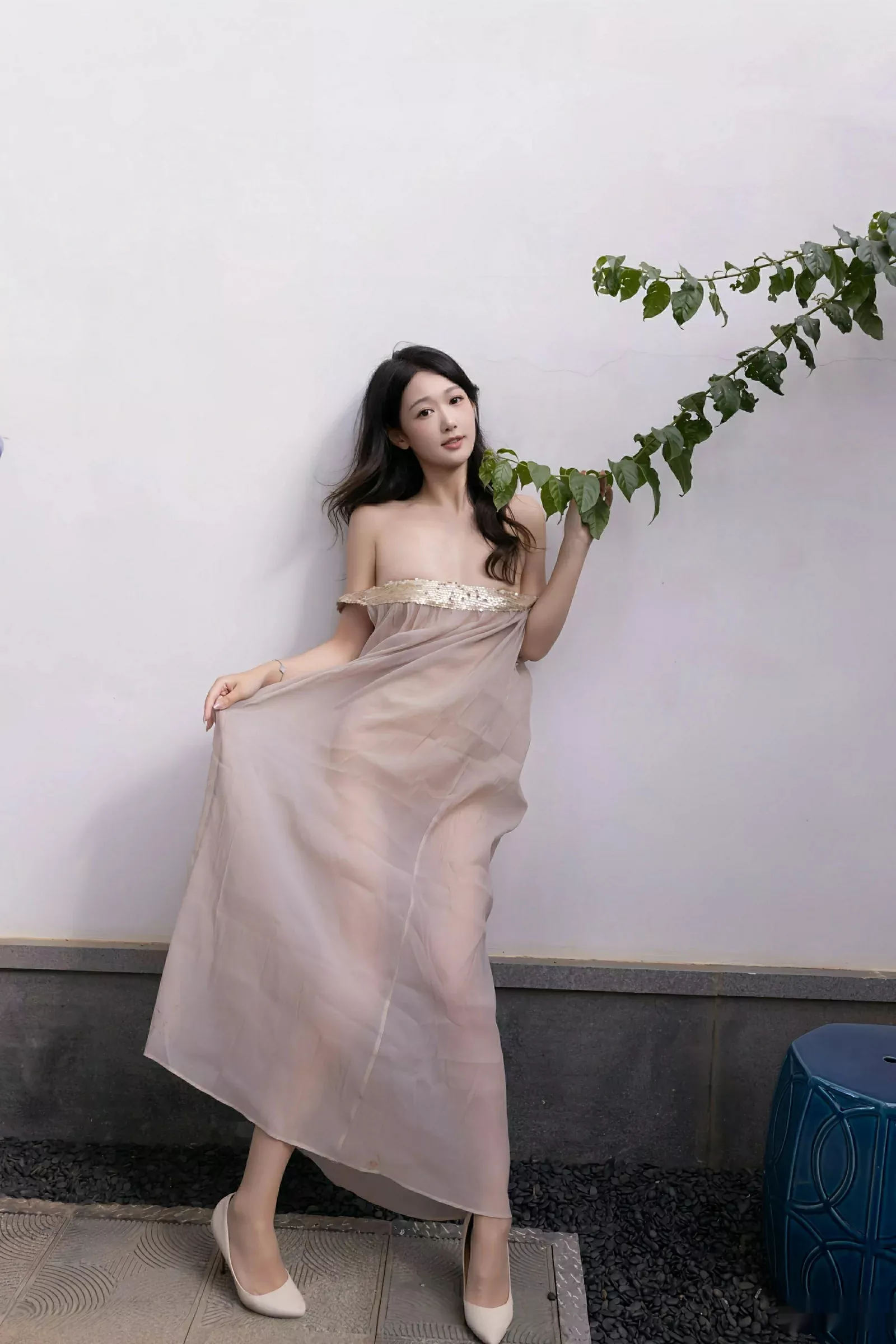 模特唐安琪性感浅色薄纱服饰配超薄肉丝秀曼妙身姿完美诱惑写真81P-第1章-图片2