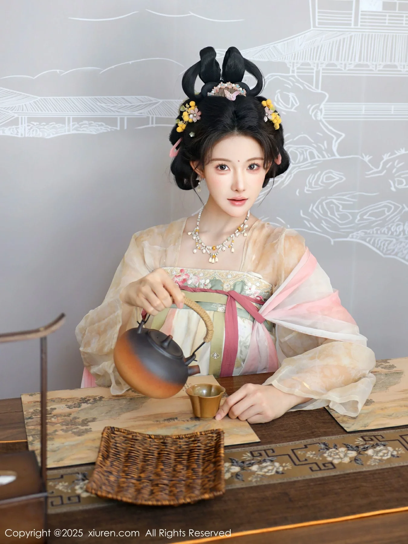 模特梨霜儿古典主题性感浅色古装服饰秀丰腴身材迷人美腿写真82P-第1章-图片3