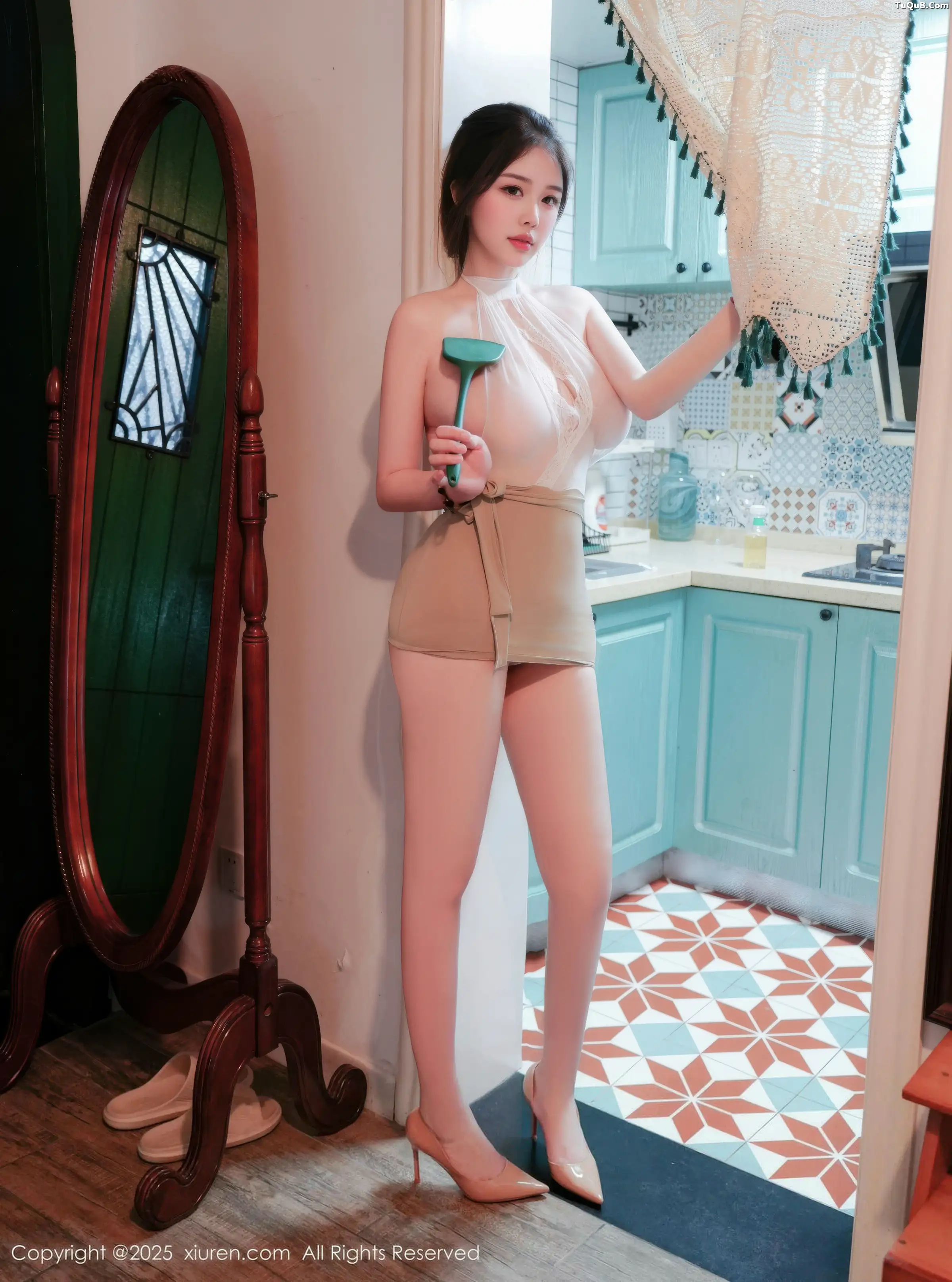 模特李星儿厨房场景性感白色深V服饰露白色内衣秀丰满身材写真48P-第1章-图片2