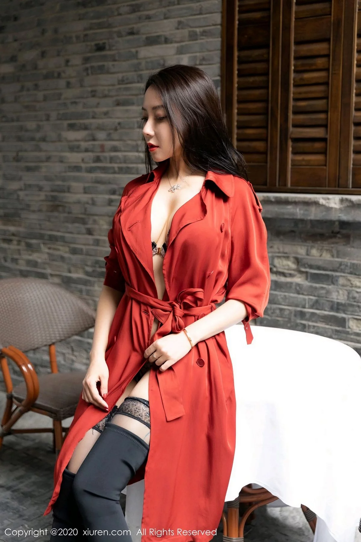 御姐果儿Victoria猩红飒爽皮衣下精致镂空内衣撩人诱惑写真53P-第1章-图片3