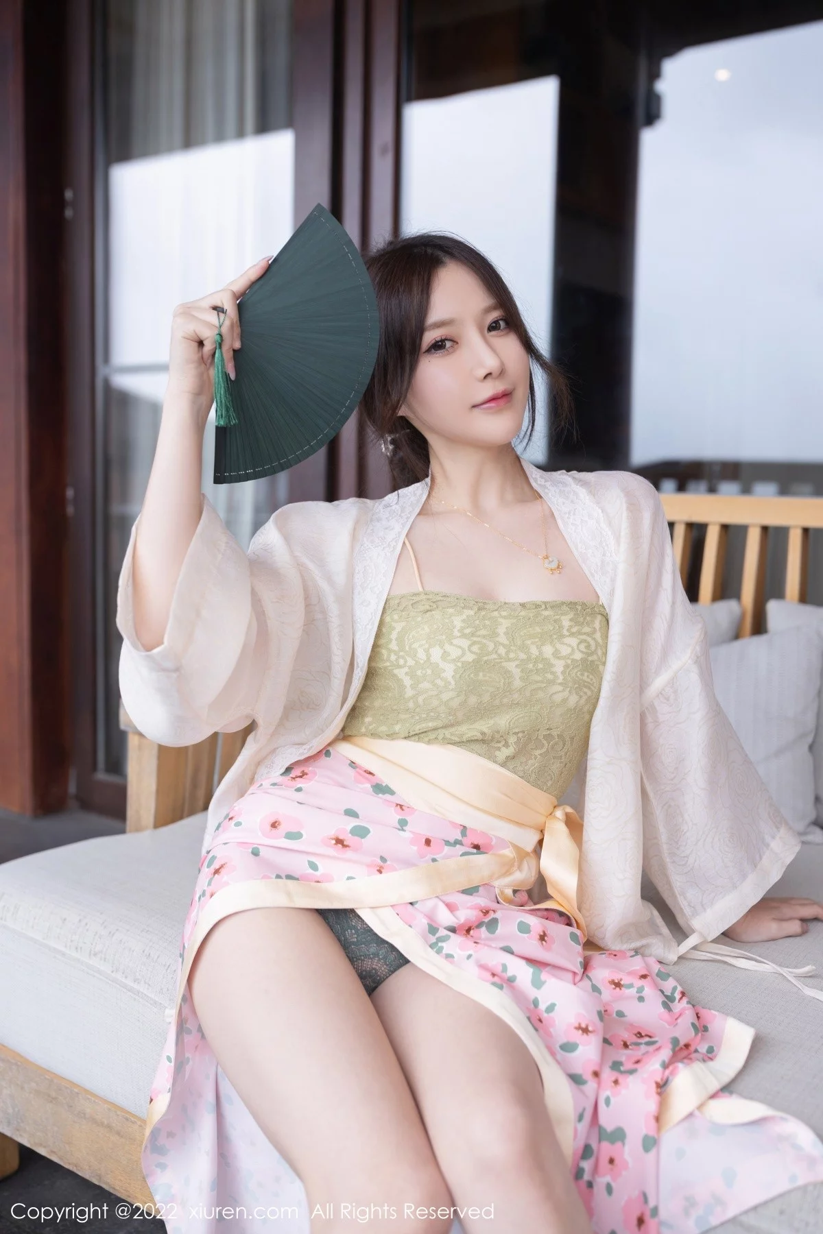 模特鱼子酱Fish云南旅拍私房浅色古装服饰秀曼妙身材诱惑写真78P-第1章-图片1