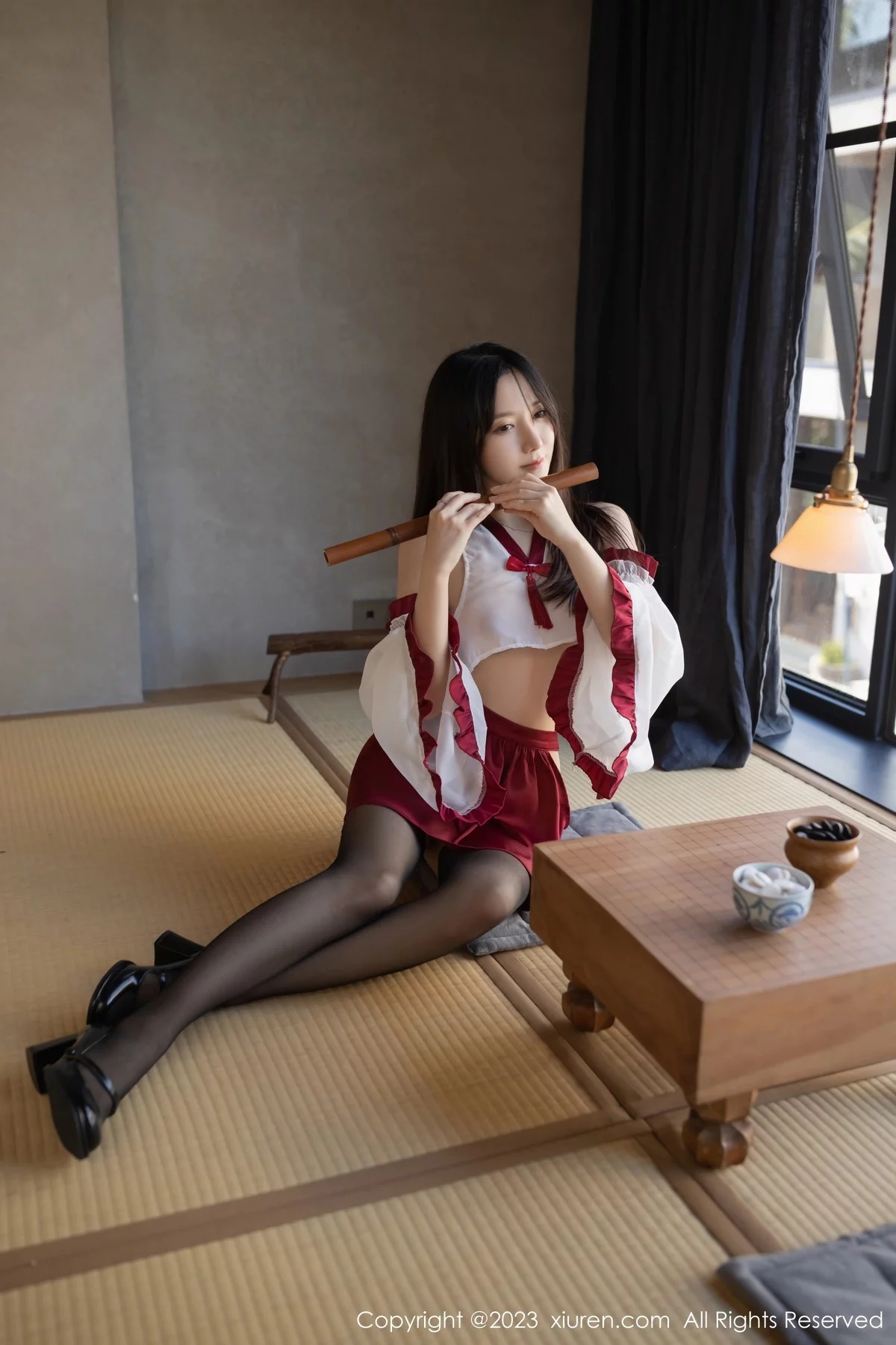 模特鱼子酱Fish性感白色上衣配红短裙秀翘臀美腿完美诱惑写真81P-第1章-图片3