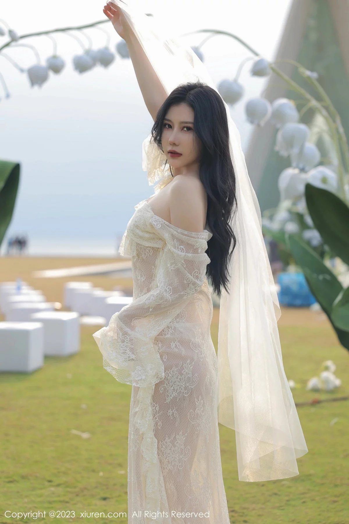 模特尹甜甜海南旅拍性感白色蕾丝婚纱透视秀完美身材诱惑写真54P-第1章-图片2