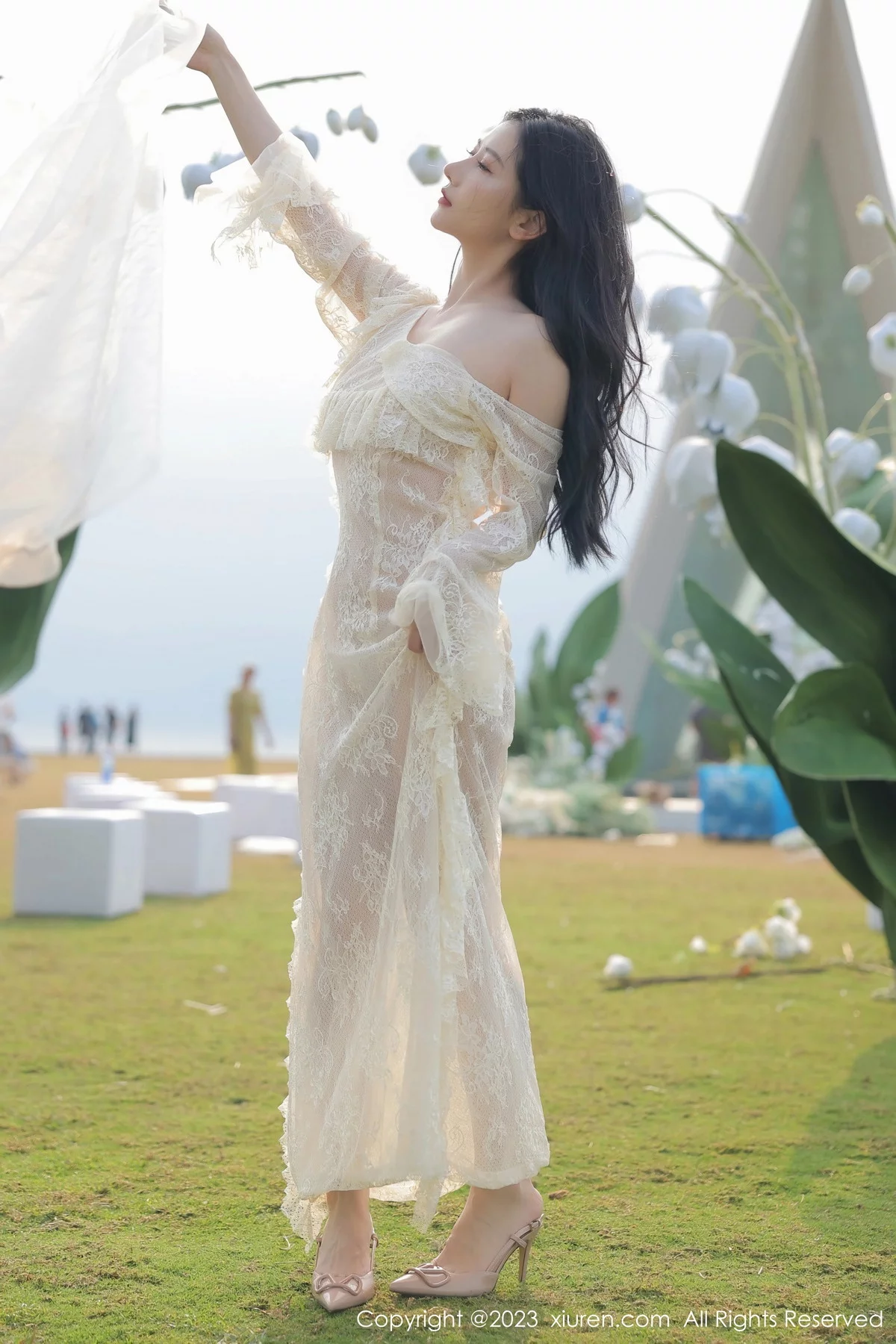 模特尹甜甜海南旅拍性感白色蕾丝婚纱透视秀完美身材诱惑写真54P-第1章-图片3