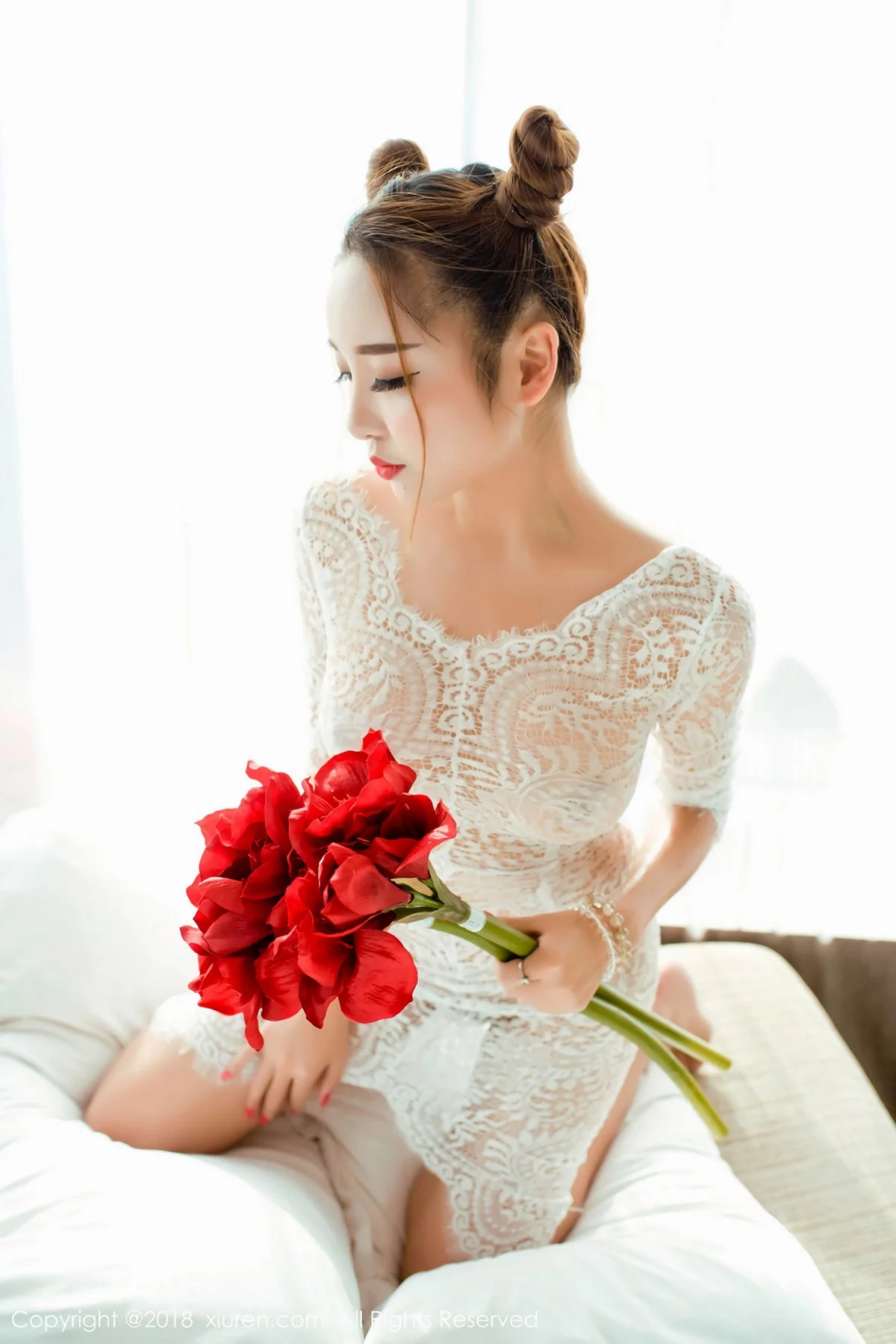 巨乳嫩模李梓熙大尺度全裸上身秀美乳胶带遮点撩人诱惑写真45P-第1章-图片2