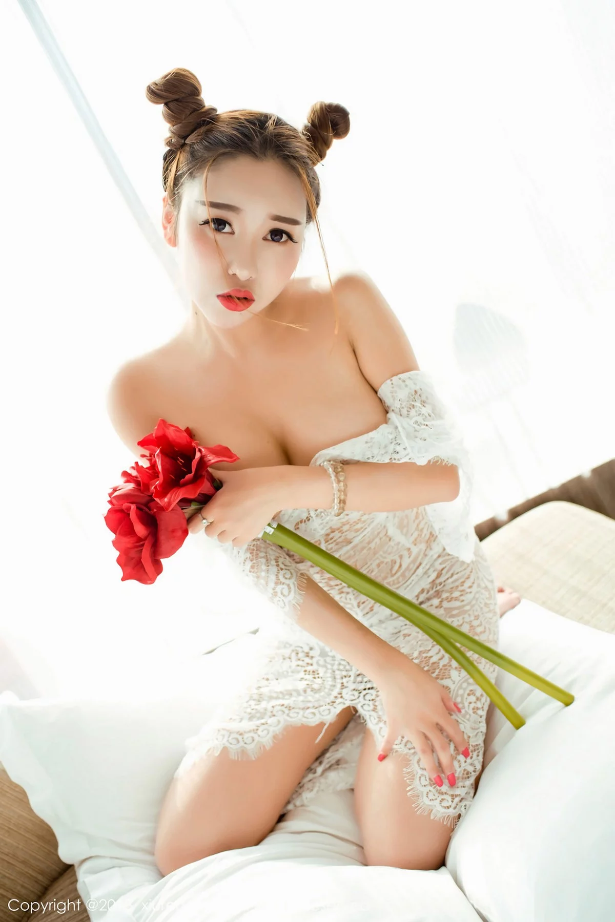巨乳嫩模李梓熙大尺度全裸上身秀美乳胶带遮点撩人诱惑写真45P-第4章-图片1