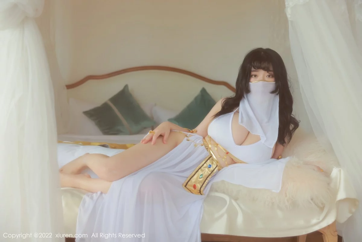 模特奶酥36E私房性感白色轻透服饰秀丰满身材傲人豪乳诱惑写真51P-第1章-图片1