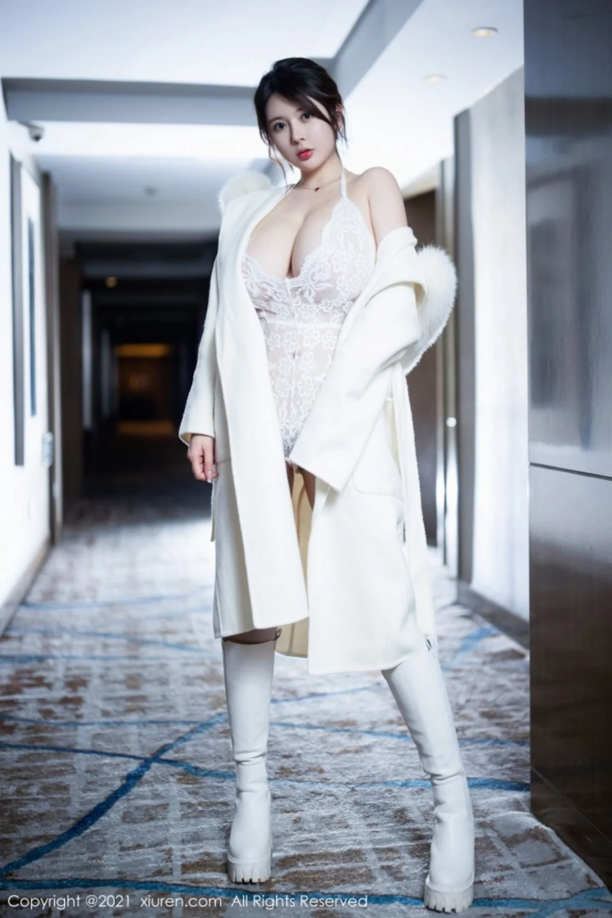 嫩模奶油妹妹精致镂空情趣内衣配蕾丝袜秀童颜巨乳极致诱惑写真45P-第1章-图片3