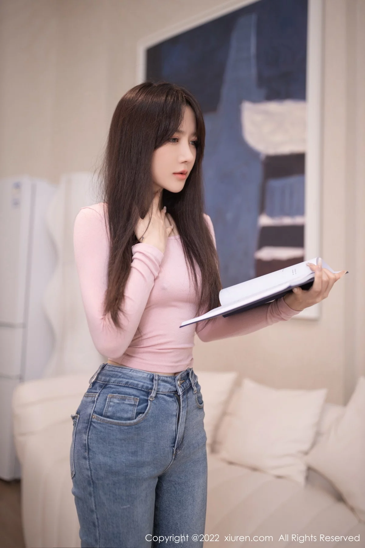 模特鱼子酱Fish粉色收身上衣配牛仔裤半脱秀曼妙身姿诱惑写真84P-第1章-图片2