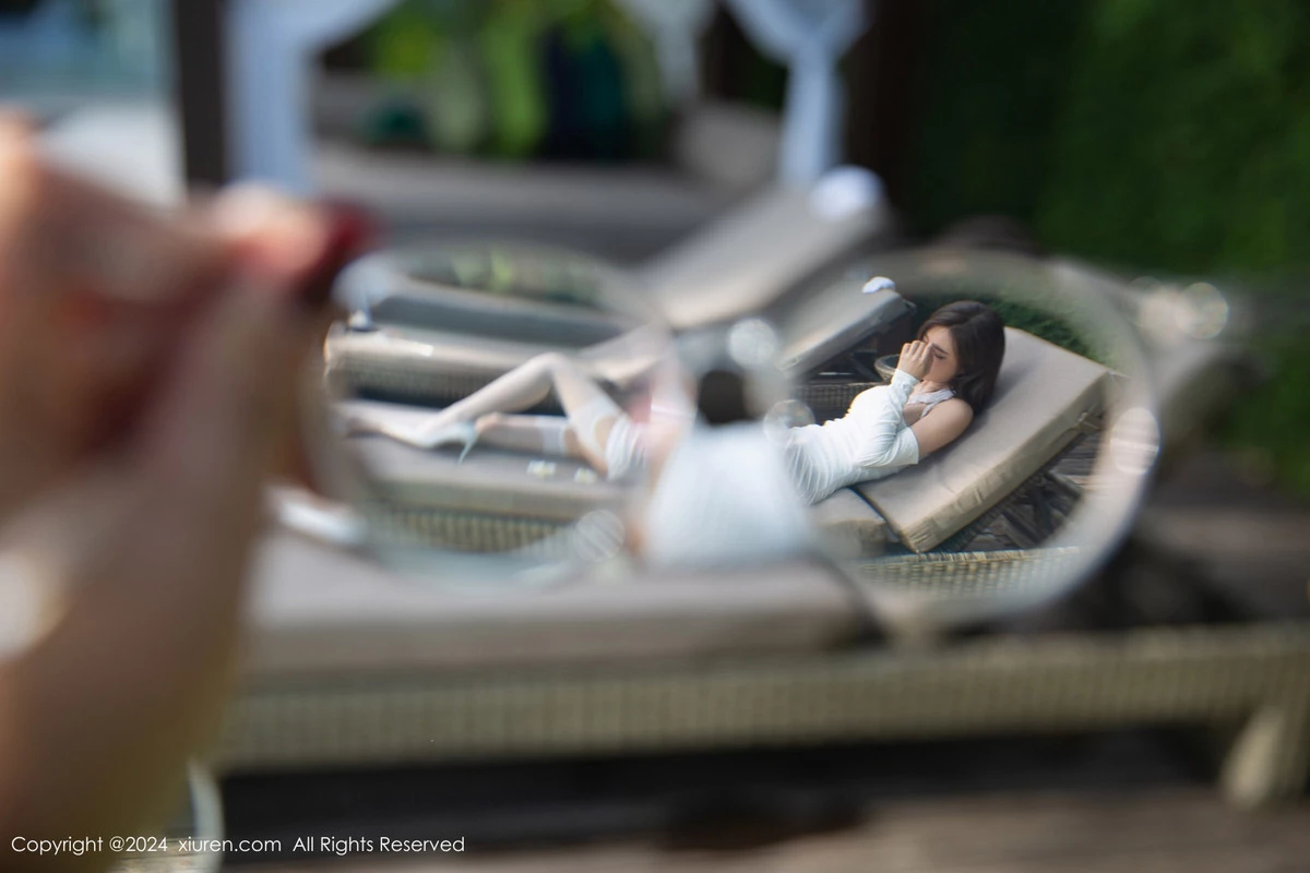 女神绮里嘉ula性感白色蕾丝内衣配白丝吊袜秀完美身材诱惑写真79P-第1章-图片1