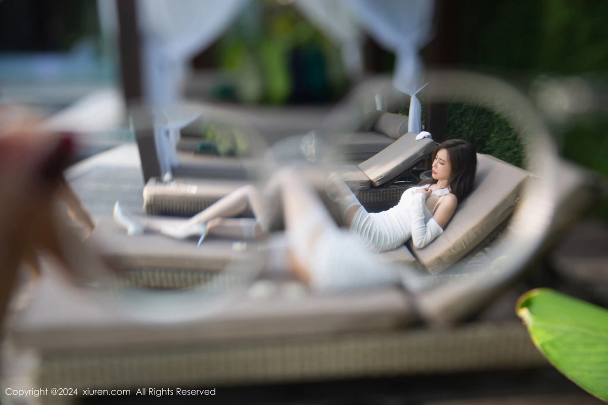 女神绮里嘉ula性感白色蕾丝内衣配白丝吊袜秀完美身材诱惑写真79P-第1章-图片2