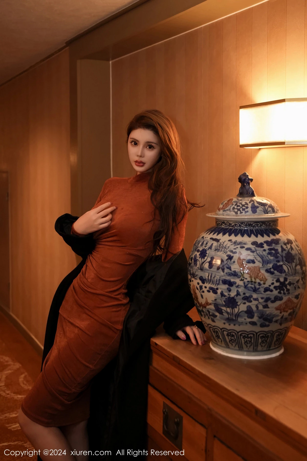 模特Yuki鱼儿性感黑色条纹西服配黑丝吊袜秀丰腴身姿诱惑写真73P-第1章-图片3