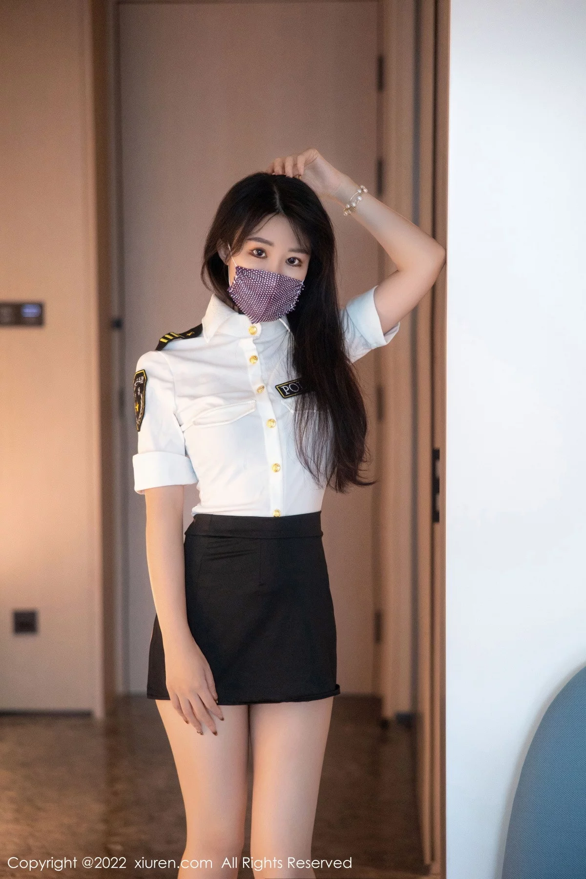 模特司柠脱海军制服露黑色内衣配超薄黑丝秀曼妙身姿诱惑写真77P-第1章-图片1