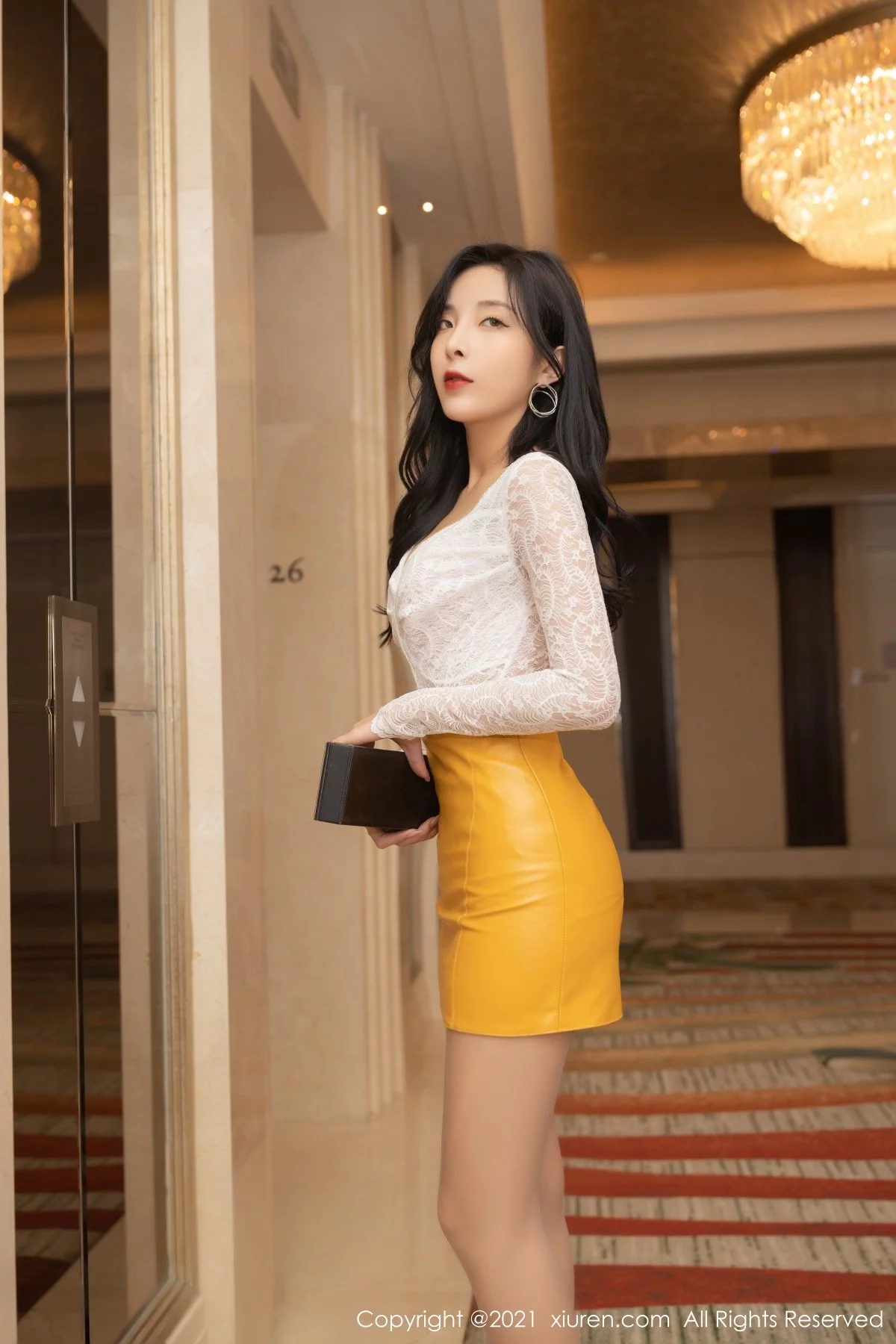 嫩模陈小喵报恩记主题私房半脱露性感粉色内衣秀翘臀诱惑写真66P-第1章-图片1