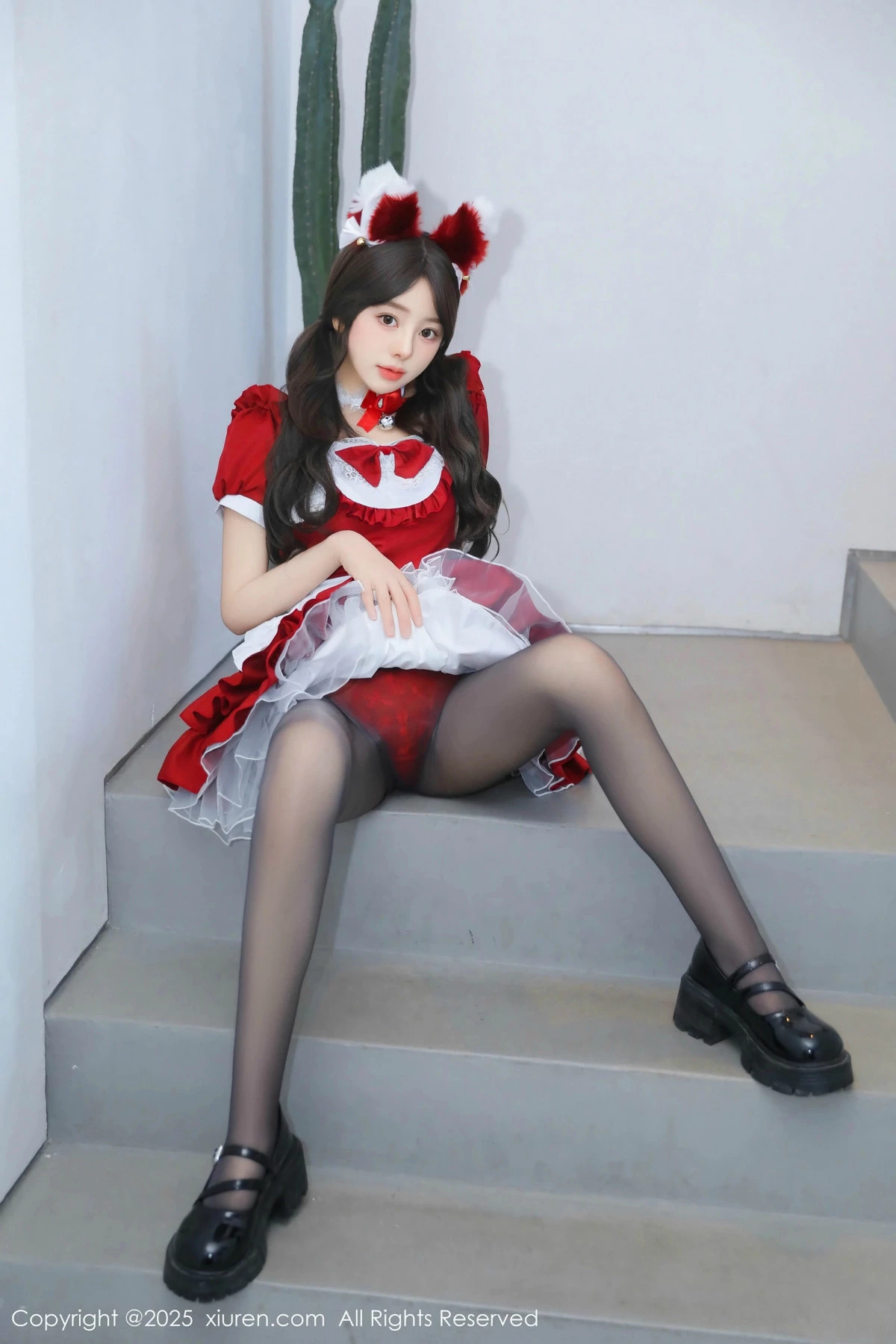 模特桃妖夭红色喜庆女仆服露红色内衣配超薄黑丝秀美腿诱惑写真87P-第5章-图片1