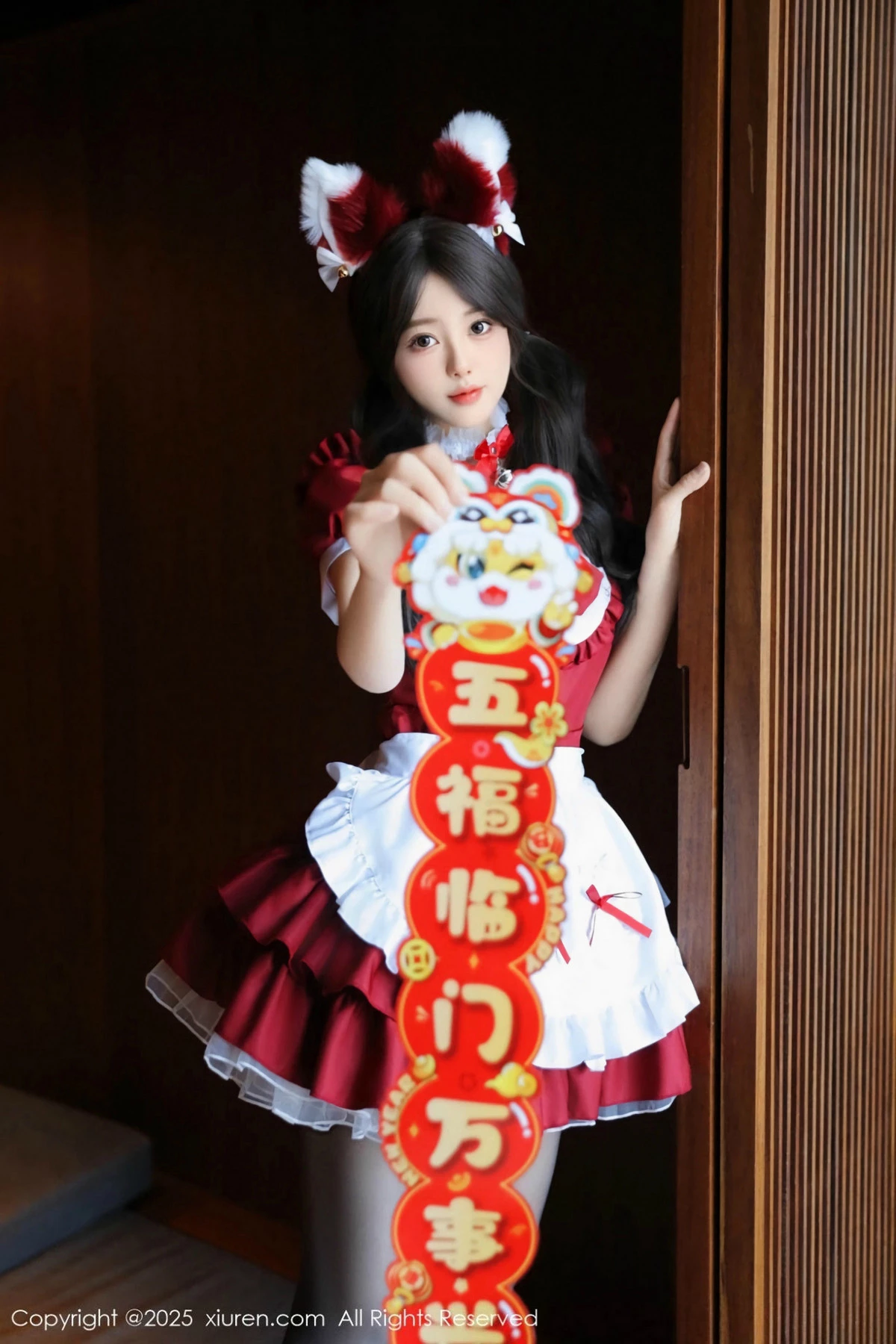 模特桃妖夭红色喜庆女仆服露红色内衣配超薄黑丝秀美腿诱惑写真87P-第6章-图片2