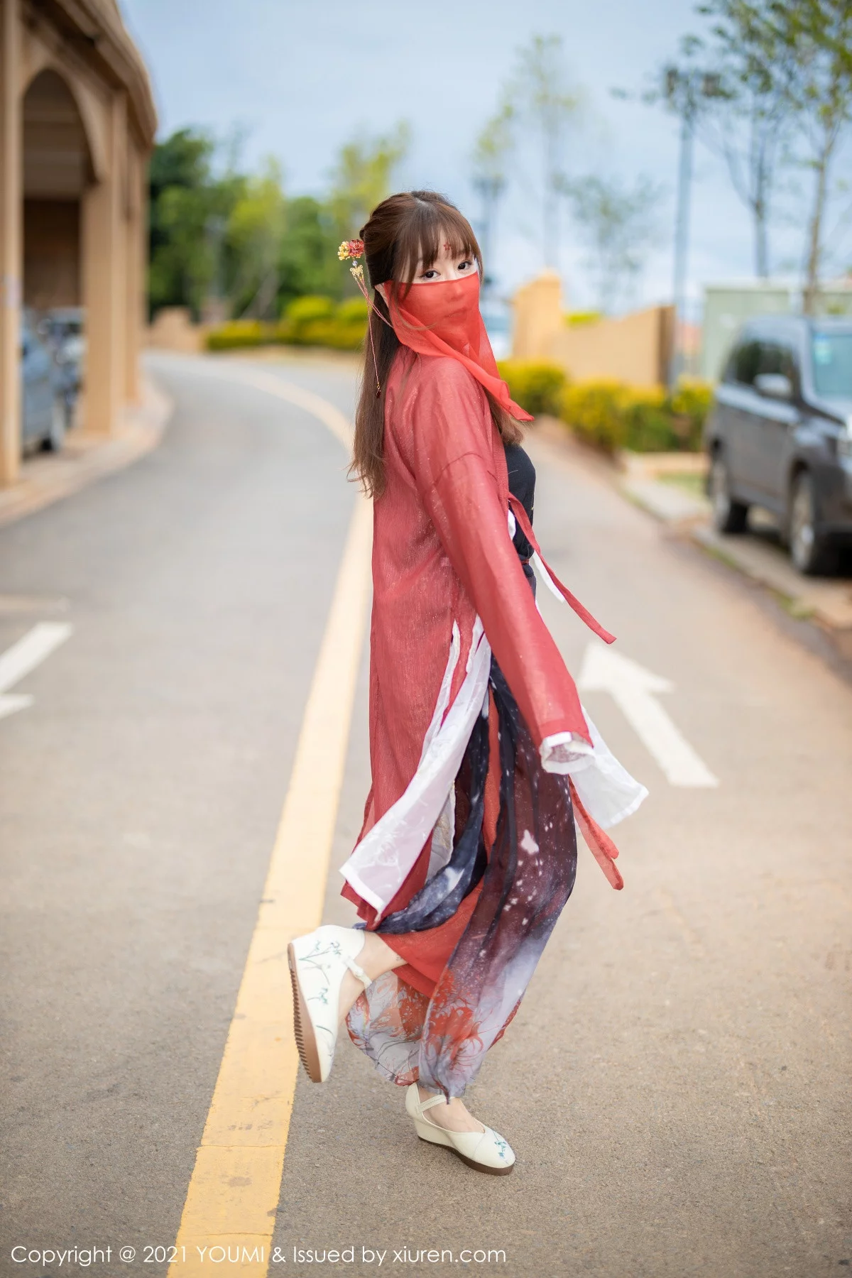 王雨纯-Vol.621_女神王雨纯大理旅拍异域风情服饰泳池里半脱撩人诱惑写真61P-第1章-图片2