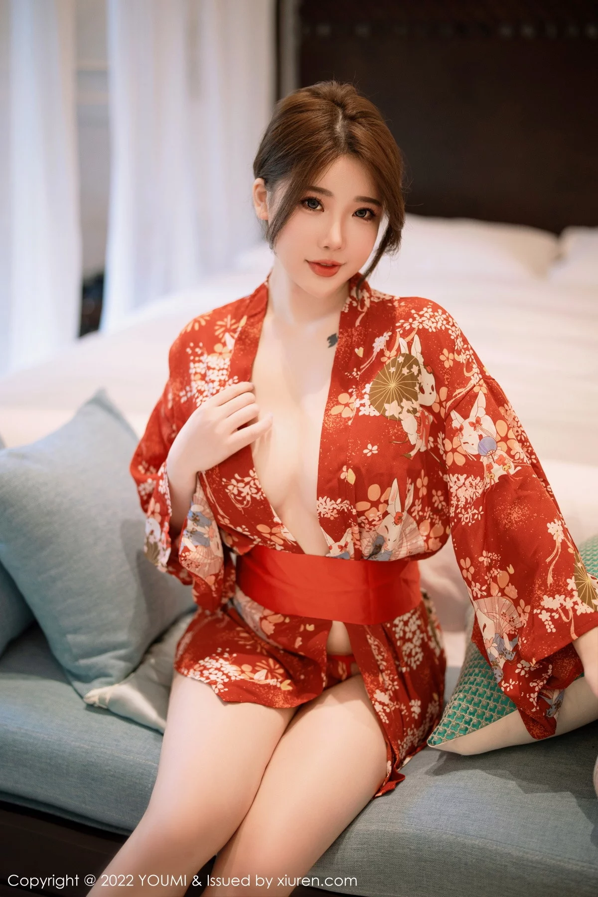 小海臀-Vol.865_模特小海臀Rena西双版纳旅拍红色日式和服秀浑圆美臀诱惑写真68P-第1章-图片2