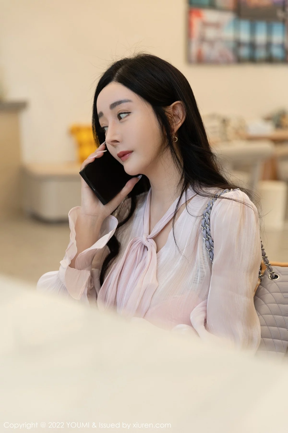 允爾-Vol.801_女神允爾大理旅拍性感粉色薄纱配白短裙半脱秀丰满身材诱惑写真79P-第1章-图片1