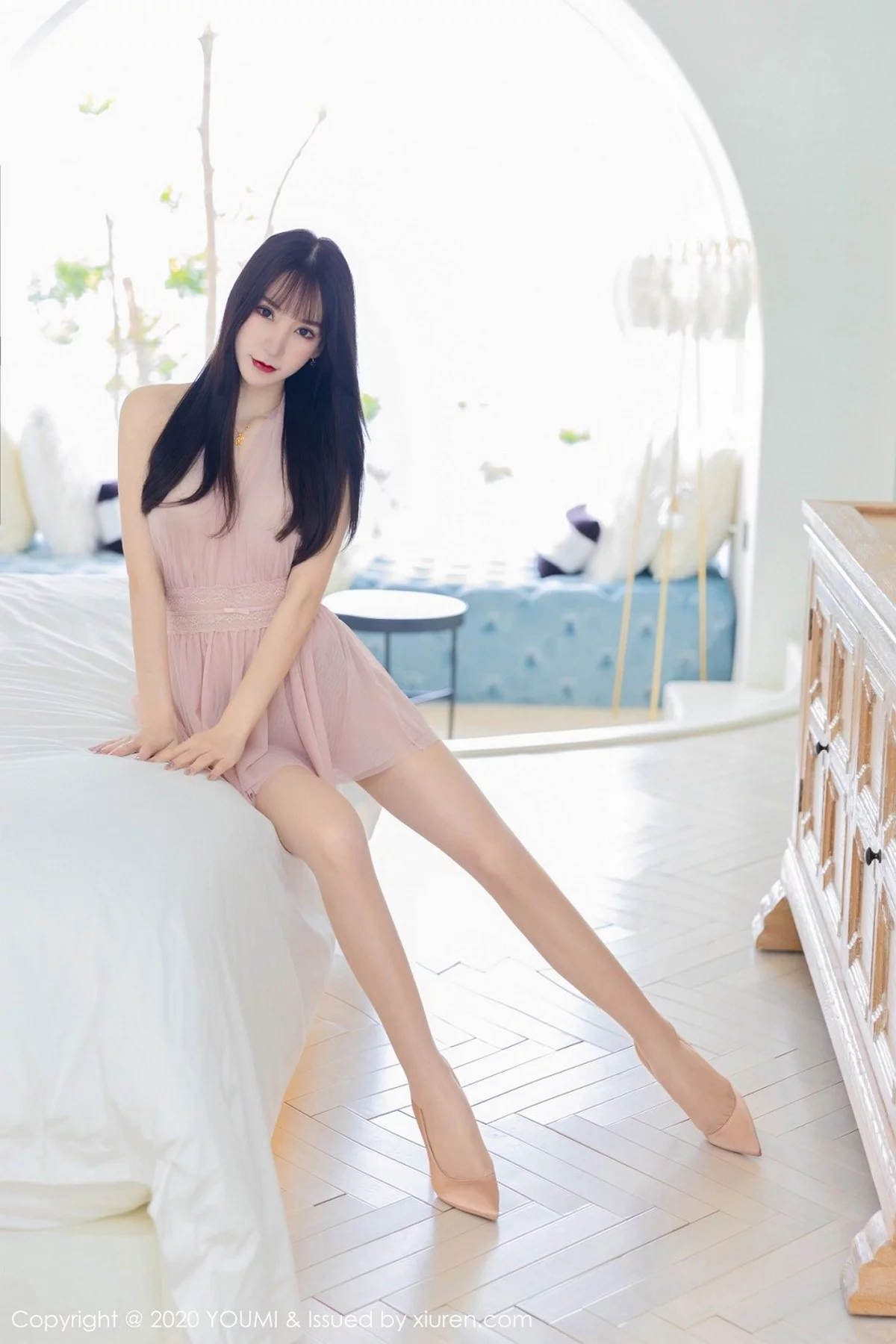 周于希-Vol.488_女神周于希Sandy大理旅拍粉红色轻纱吊裙透视诱惑写真68P-第1章-图片3